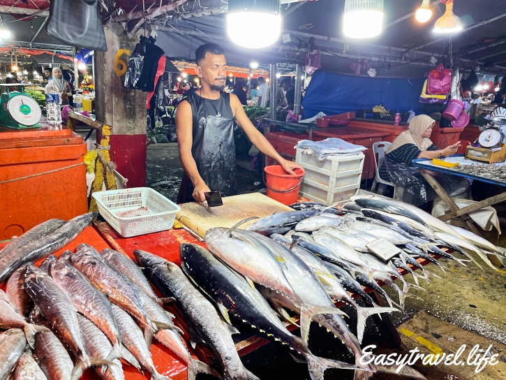 Filipino market in Borneo