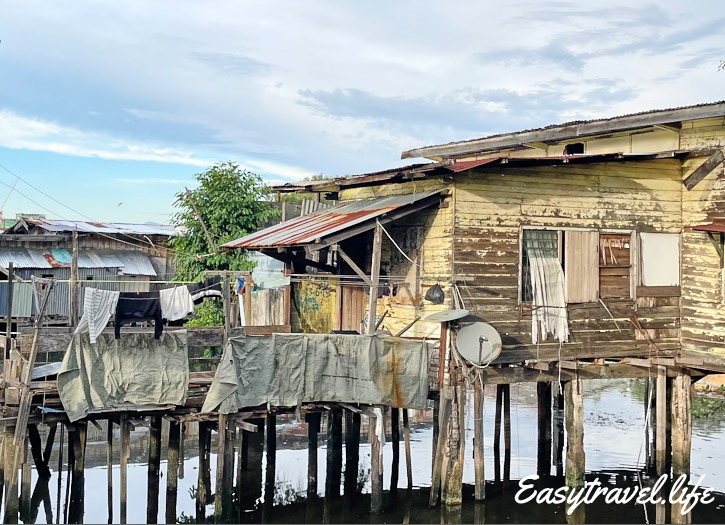 Poor district in Borneo